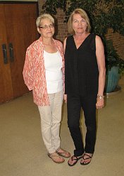 Debbie Tuck Shuffield and Pam Tuck Miller (2)