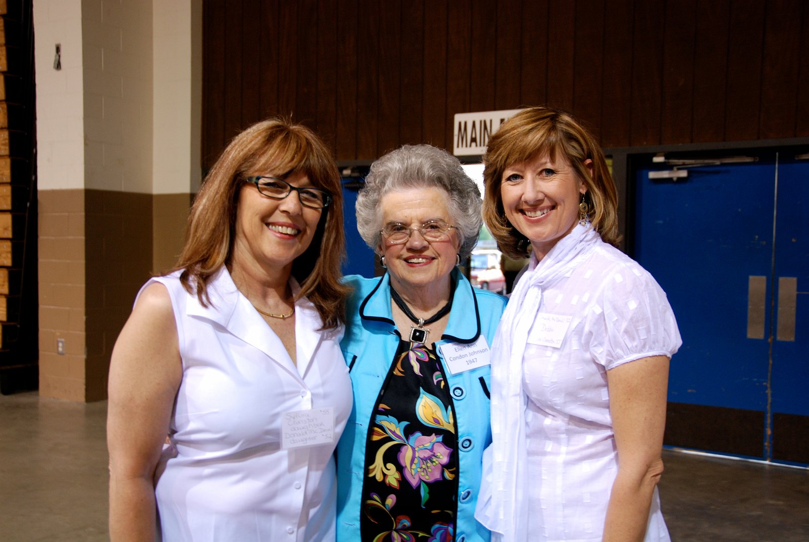 Susie Mc Daniel Mathias '74, Ellen Ann Condon Johnson '47, Debbie Mc Daniel Rogers '76.JPG