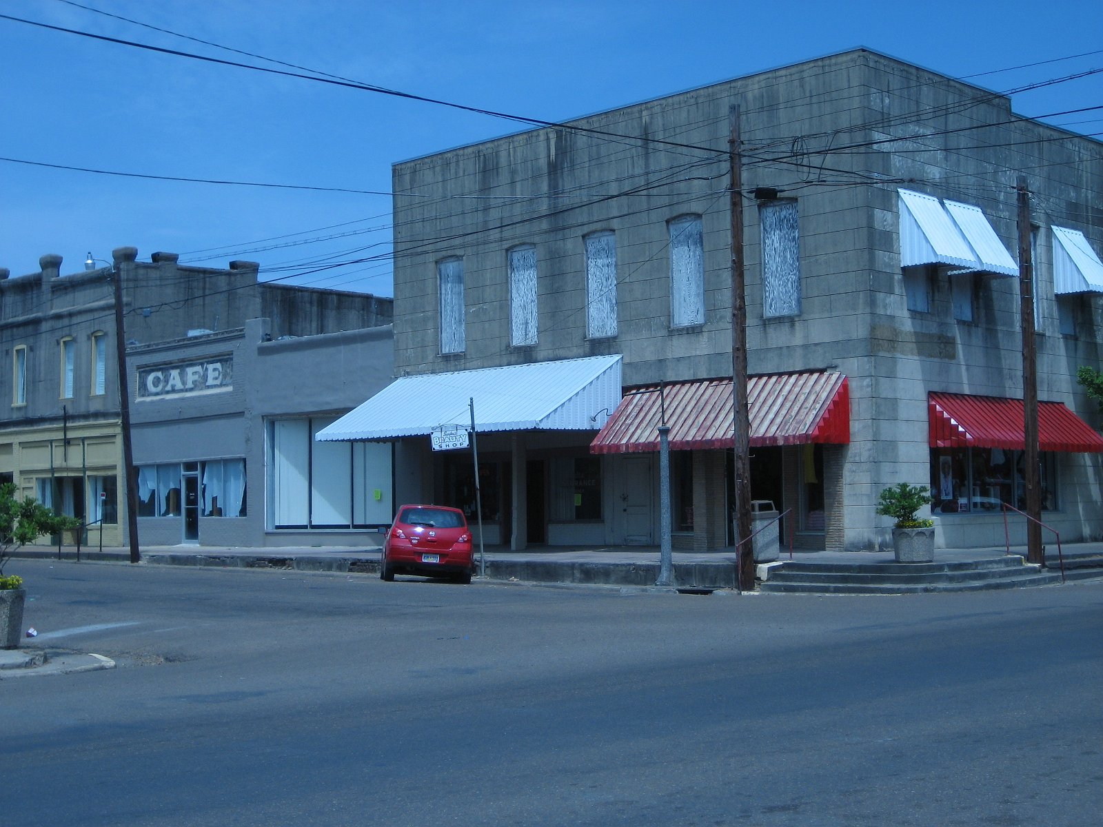 Leland-BradWard_25.jpg - Azlin's Drug STore, Leland Cafe, etc.