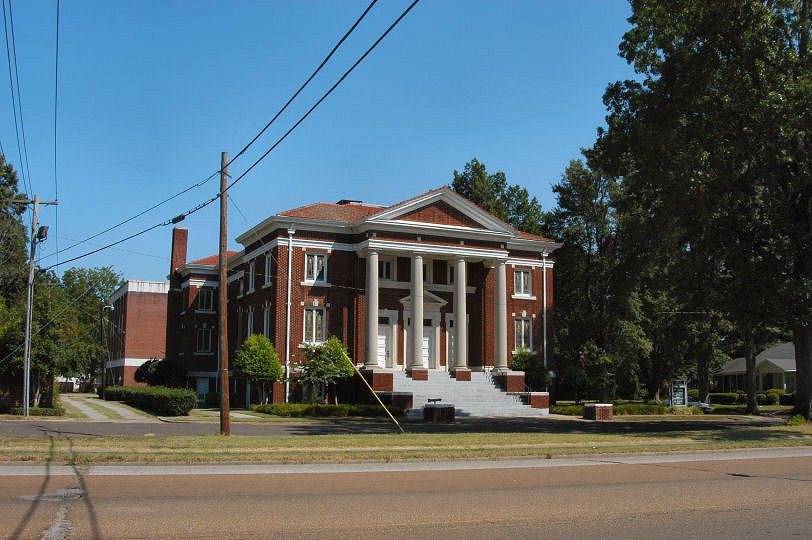 FirstBaptistChurch.JPG