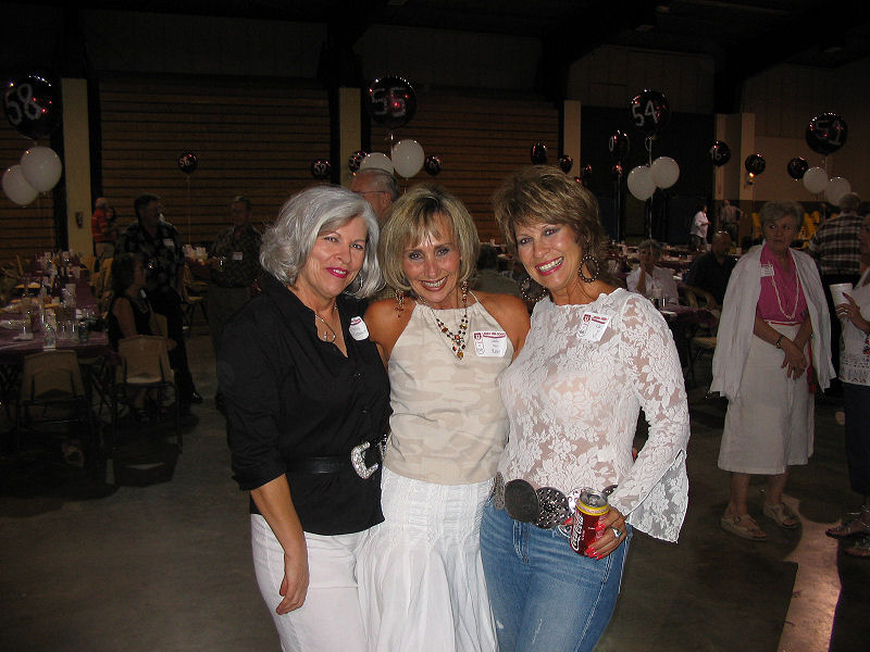 Sylvia Carpenter, Linda Petro, and Gloria Reed.jpg