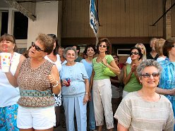 Petro Women enjoying parade!